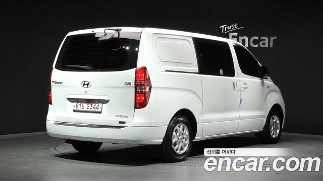 Hyundai Starex 2014 — photo 2