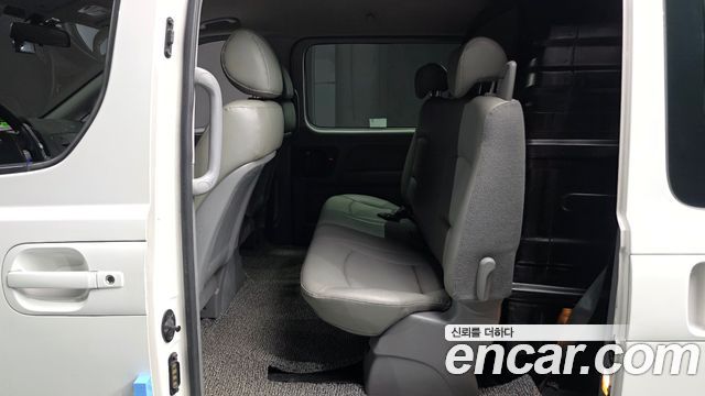 Hyundai Starex 2014 — photo 11