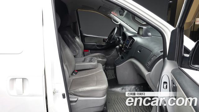 Hyundai Starex 2018 — photo 17