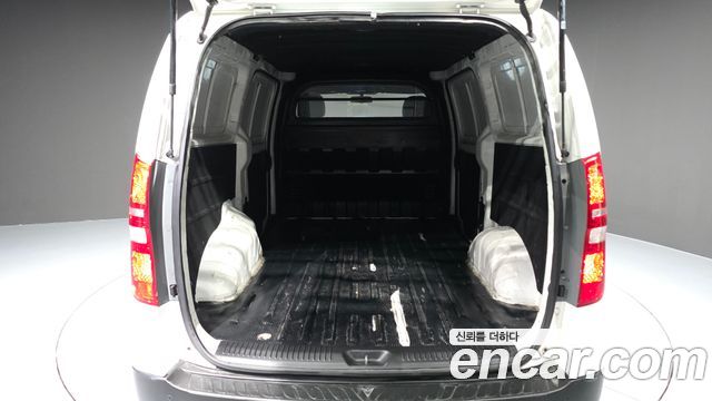 Hyundai Starex 2018 — photo 26