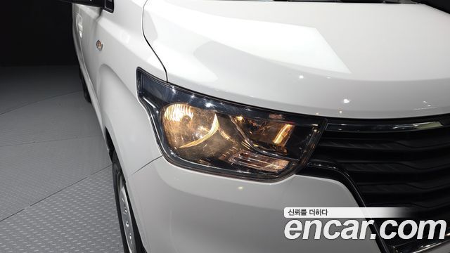 Hyundai Starex 2018 — photo 8