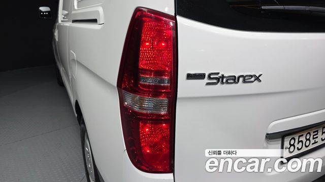 Hyundai Starex 2018 — photo 9