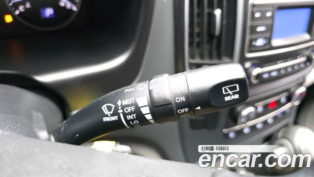 Hyundai Starex 2018 — photo 30