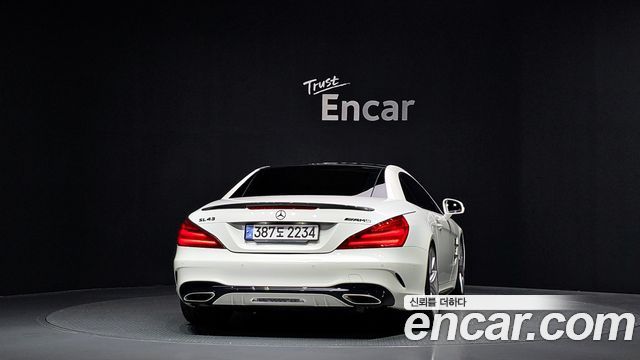 Mercedes-Benz SL-Class 2017 — photo 4