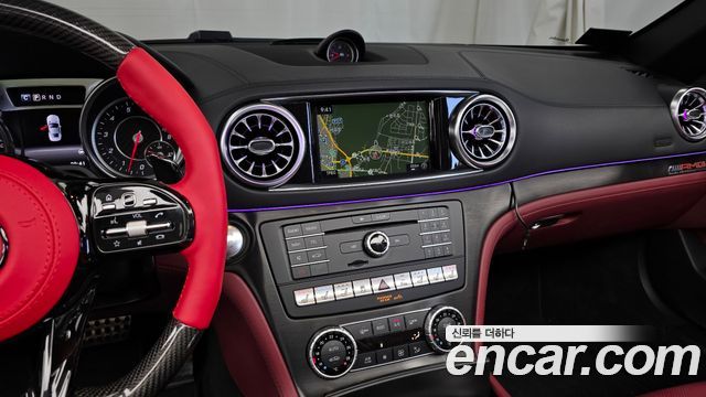 Mercedes-Benz SL-Class 2017 — photo 14