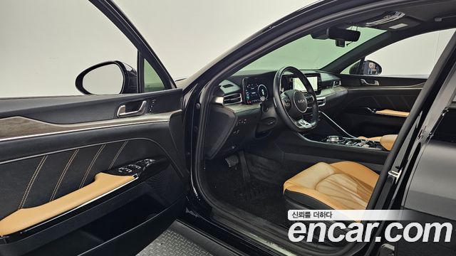 Kia K5 2023 — photo 13