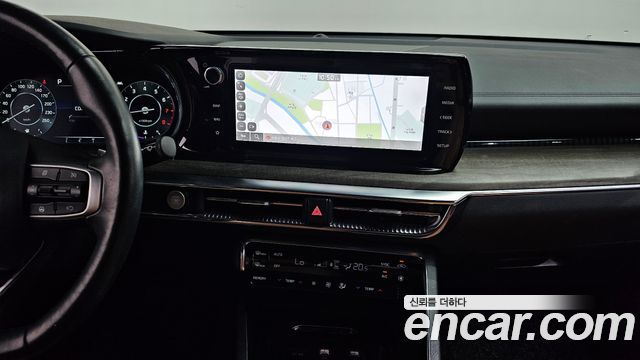 Kia K5 2023 — photo 19