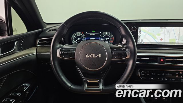 Kia K5 2023 — photo 20