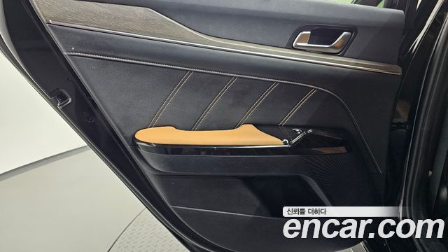 Kia K5 2023 — photo 15