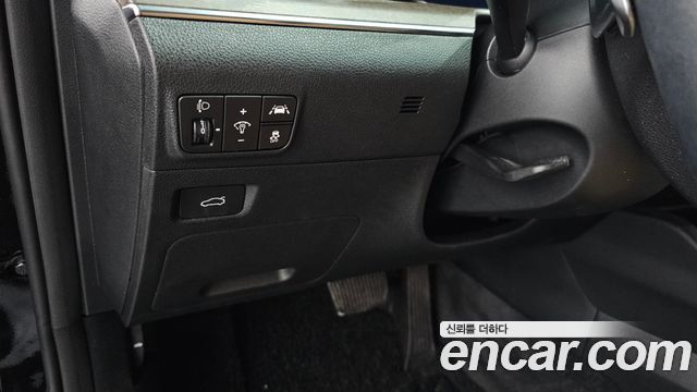 Kia K5 2023 — photo 27