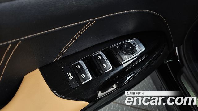 Kia K5 2023 — photo 29