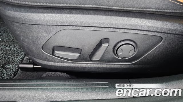 Kia K5 2023 — photo 30