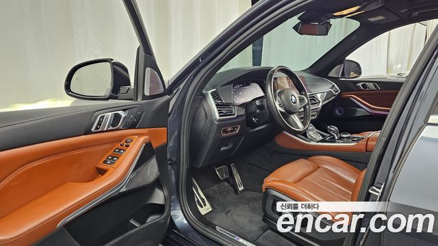 BMW X5 2022 — photo 13