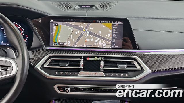 BMW X5 2022 — photo 25