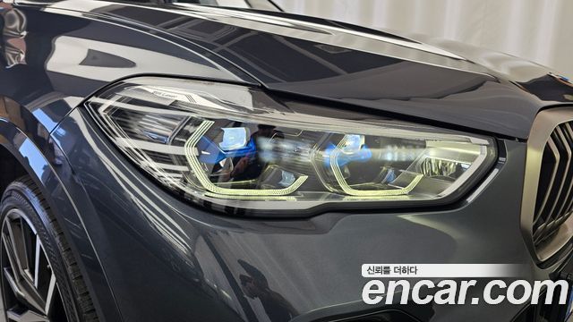 BMW X5 2022 — photo 8