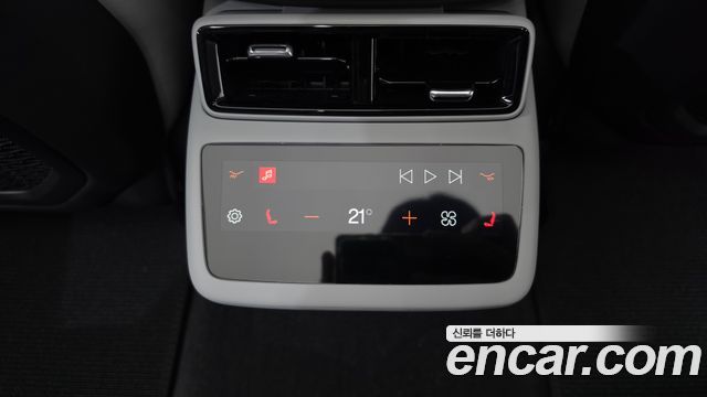 Polestar Polestar 4 2025 — photo 24