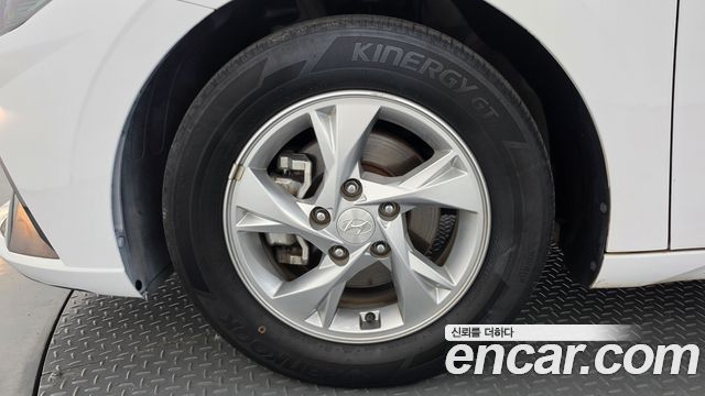 Hyundai AVANTE 2022 — photo 5