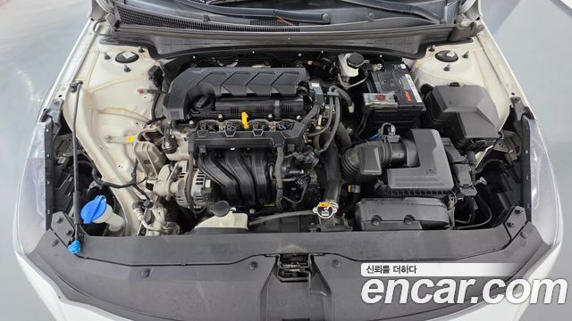 Hyundai AVANTE 2022 — photo 6