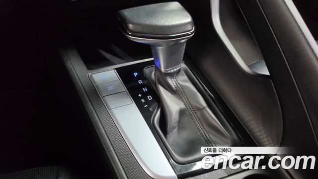Hyundai AVANTE 2022 — photo 9