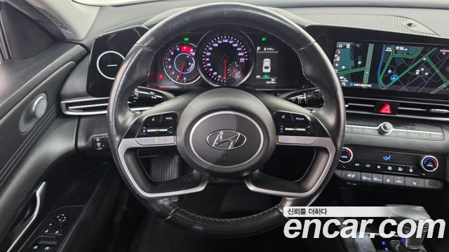 Hyundai AVANTE 2022 — photo 13