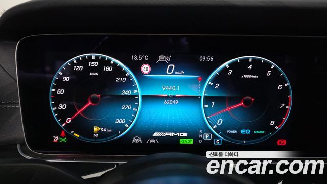 Mercedes-Benz AMG GT 2021 — photo 8