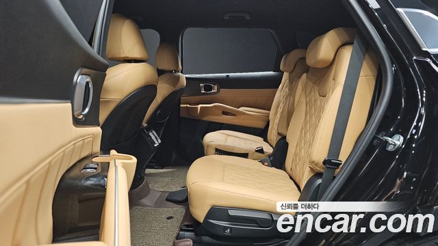 Kia Sorento 2023 — photo 17