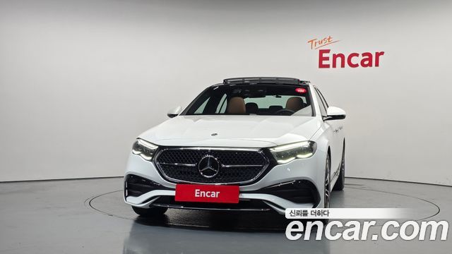 Mercedes-Benz E-Class 2026 — photo 3