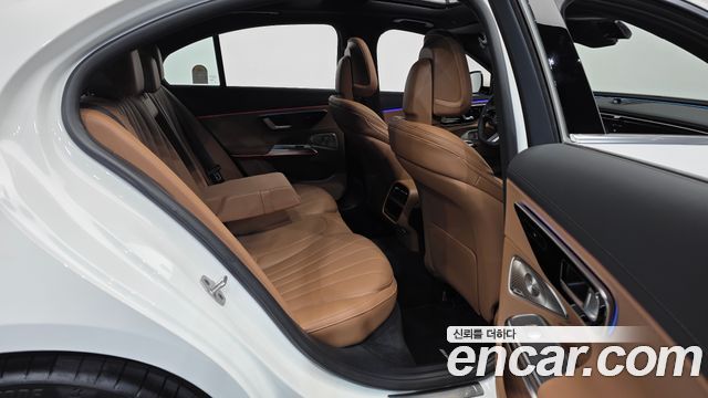 Mercedes-Benz E-Class 2026 — photo 18