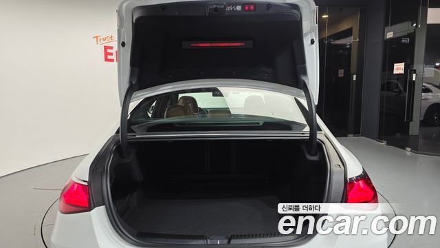 Mercedes-Benz E-Class 2026 — photo 26