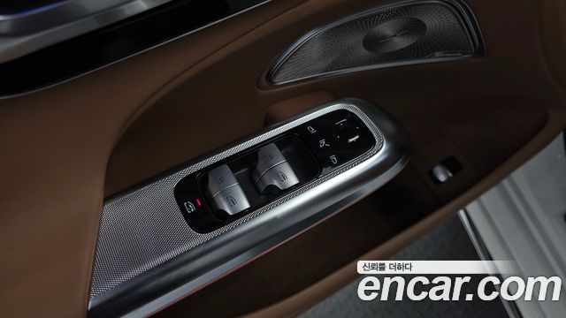 Mercedes-Benz E-Class 2026 — photo 27