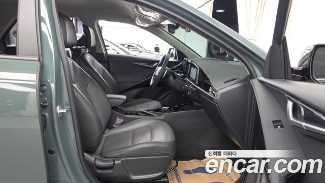 Kia Niro 2022 — photo 17