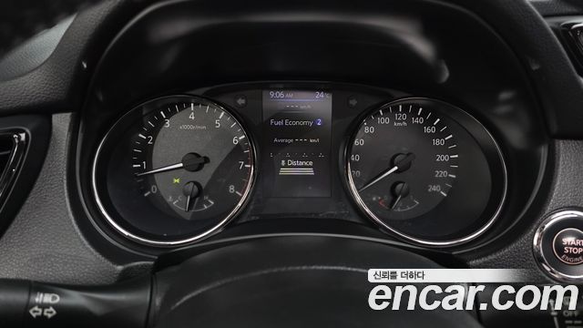 Nissan X-Trail 2018 — photo 11