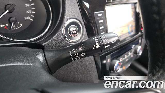 Nissan X-Trail 2018 — photo 28