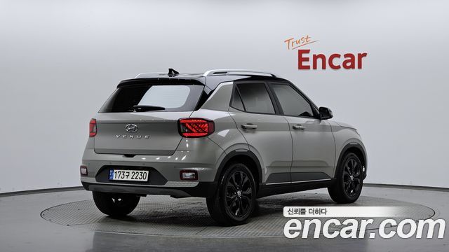 Hyundai Venue 2021 — photo 2