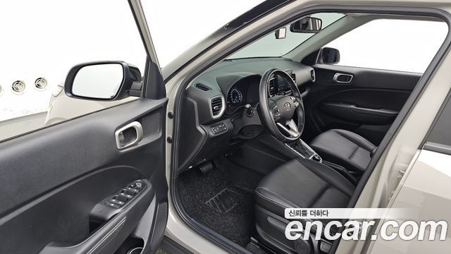 Hyundai Venue 2021 — photo 13