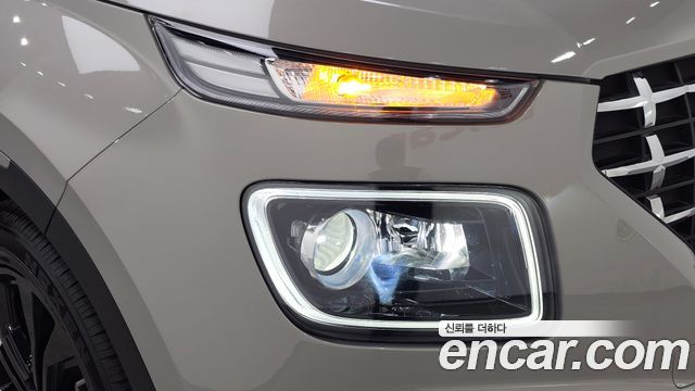 Hyundai Venue 2021 — photo 8