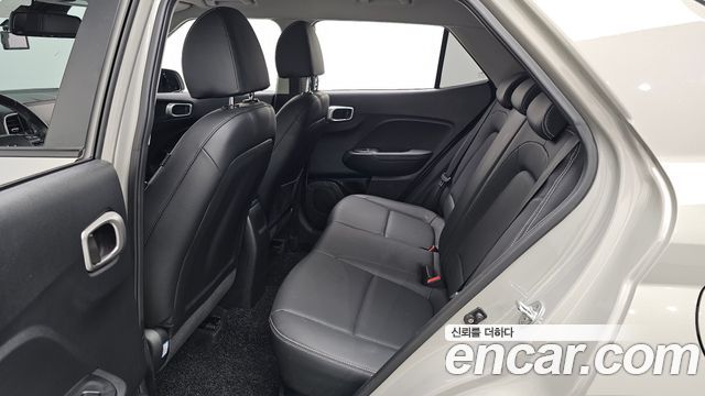 Hyundai Venue 2021 — photo 16
