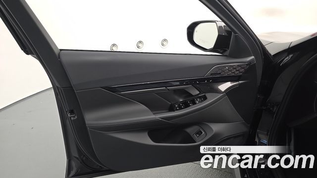 BMW M5 2026 — photo 14