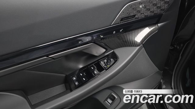 BMW M5 2026 — photo 27