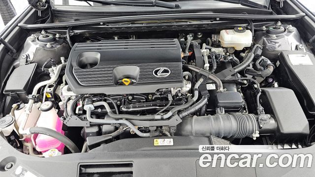 Lexus ES 2022 — photo 6