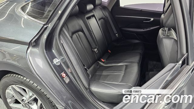 Hyundai Sonata 2020 — photo 17