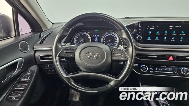 Hyundai Sonata 2020 — photo 19
