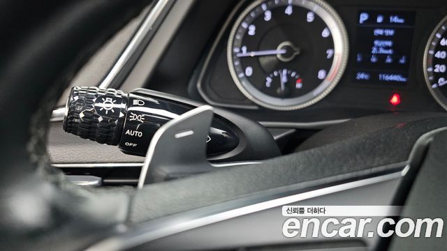 Hyundai Sonata 2020 — photo 23