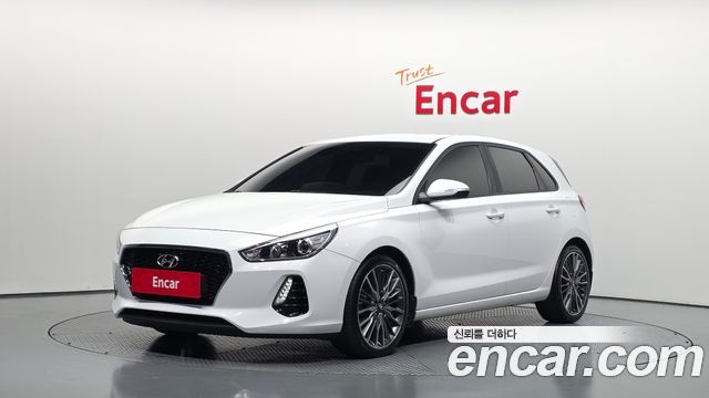 Hyundai i30 2017 — photo 1