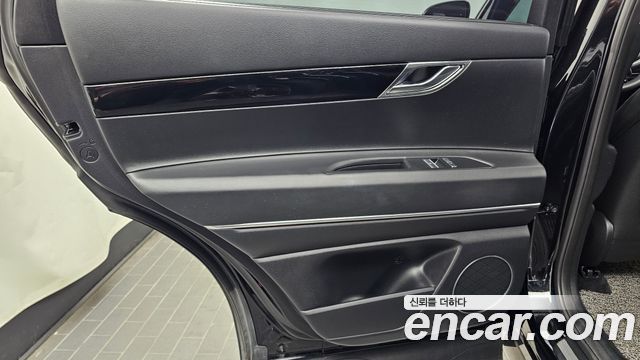 Genesis GV80 2022 — photo 15
