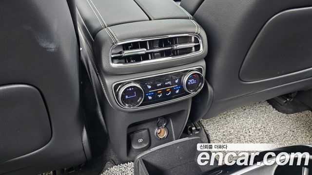 Genesis GV80 2022 — photo 31