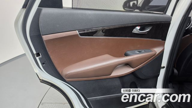 Kia Sorento 2015 — photo 15