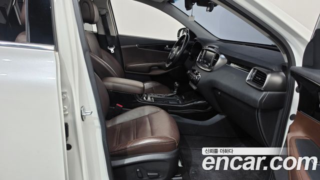 Kia Sorento 2015 — photo 16