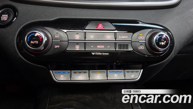 Kia Sorento 2015 — photo 32