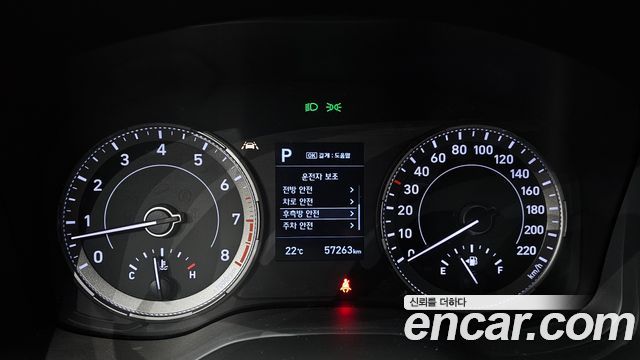 Hyundai Venue 2020 — photo 11